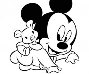 Coloriage Mickey bébé joue avec son nounours