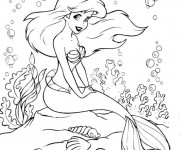 Coloriage Princesse Ariel assise en pleine mer