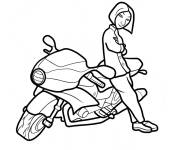 Coloriage Colette sur sa moto