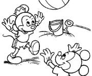 Coloriage La famille de Mickey Mouse dans la plage de Walt Disney