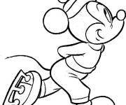 Coloriage Mickey fait du patin a glace de Walt Disney