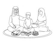 Coloriage Famille musulmane pendant Iftar
