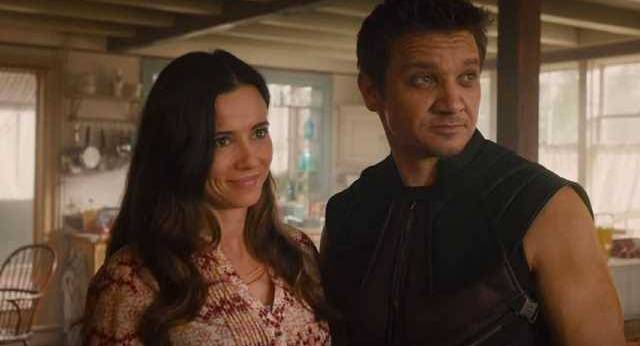 AVENGERS: La star d’ENDGAME, Linda Cardellini, espère retourner dans l'univers cinématographique Marvel