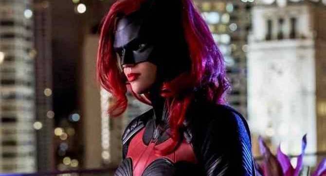 BATWOMAN: Ruby Rose parle de sa décision 