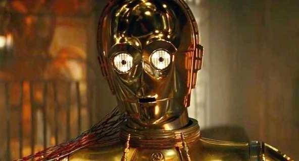 STAR WARS: LA MONTÉE DE SKYWALKER Star Anthony Daniels dit que le C-3PO avait à l'origine un rôle beaucoup plus important