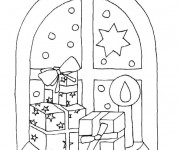 Coloriage Cadeaux de Noël sur La fenêtre