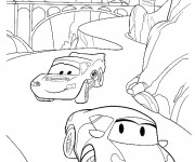 Coloriage Flash Mcqueen course dans La Montagne