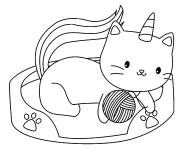 Coloriage Le chat licorne en jouant