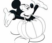 Coloriage Halloween Disney Mickey d&eacute;guis&eacute; en citrouille