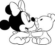 Coloriage Mignonne Minnie Mouse b&eacute;b&eacute; et son nounours