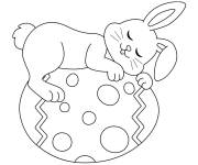 Coloriage Lapin dormant sur l'oeuf de P&acirc;ques