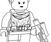 Coloriage Lego Super Heroes avec un arme