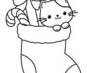 Coloriage et dessins gratuit Chaton trop mignon dans le bas de Noel à imprimer