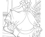 Coloriage Princesse Cendrillon en toute beaut&eacute;