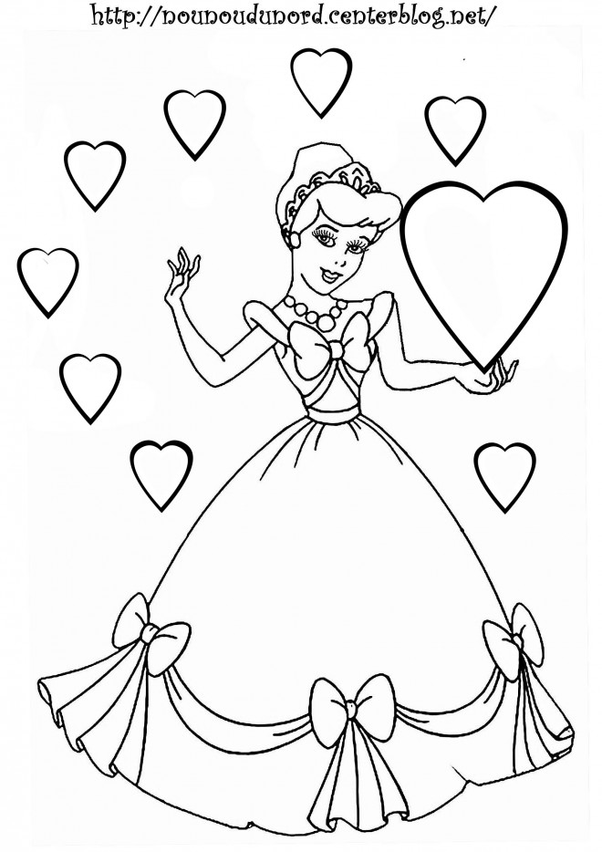 Coloriage Princesse Cendrillon et Les Coeurs d'amour