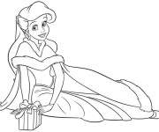 Coloriage Ariel en robe splendide