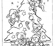 Coloriage Les assistants de No&euml;l d&eacute;corent le Sapin