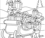 Coloriage Des elfes chargent des cadeaux dans le tra&icirc;neau