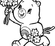 Coloriage Ours mignon vous offre un bouquet de fleurs