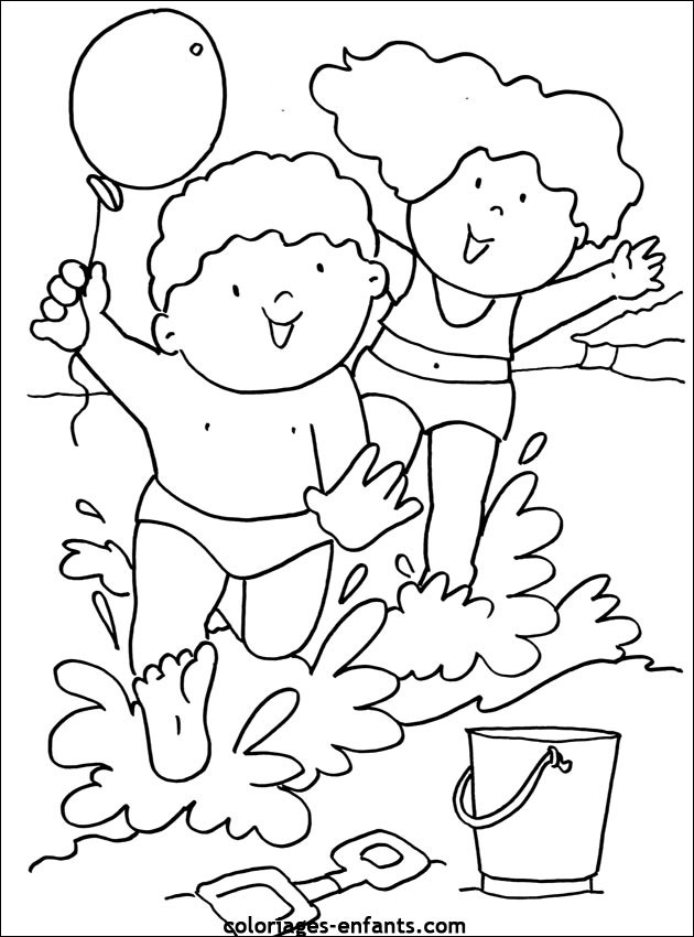 Coloriage et dessins gratuits Des enfants dans la Mer à imprimer