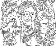 Coloriage Adolescente prenant une photographe