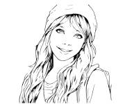 Coloriage Adolescente r&eacute;aliste qui sourit