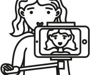 Coloriage Emoji d'une Adolescente en selfie