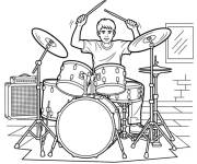 Coloriage L'adolescent batteur