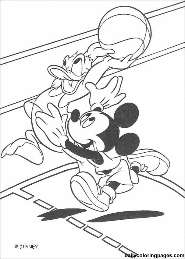 Coloriage et dessins gratuits Mickey Mouse et Donald Duck jouent au Basket à imprimer