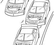 Coloriage Trois voitures de Nascar sur piste de course
