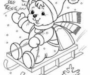 Coloriage Ourson en peluche sur la luge
